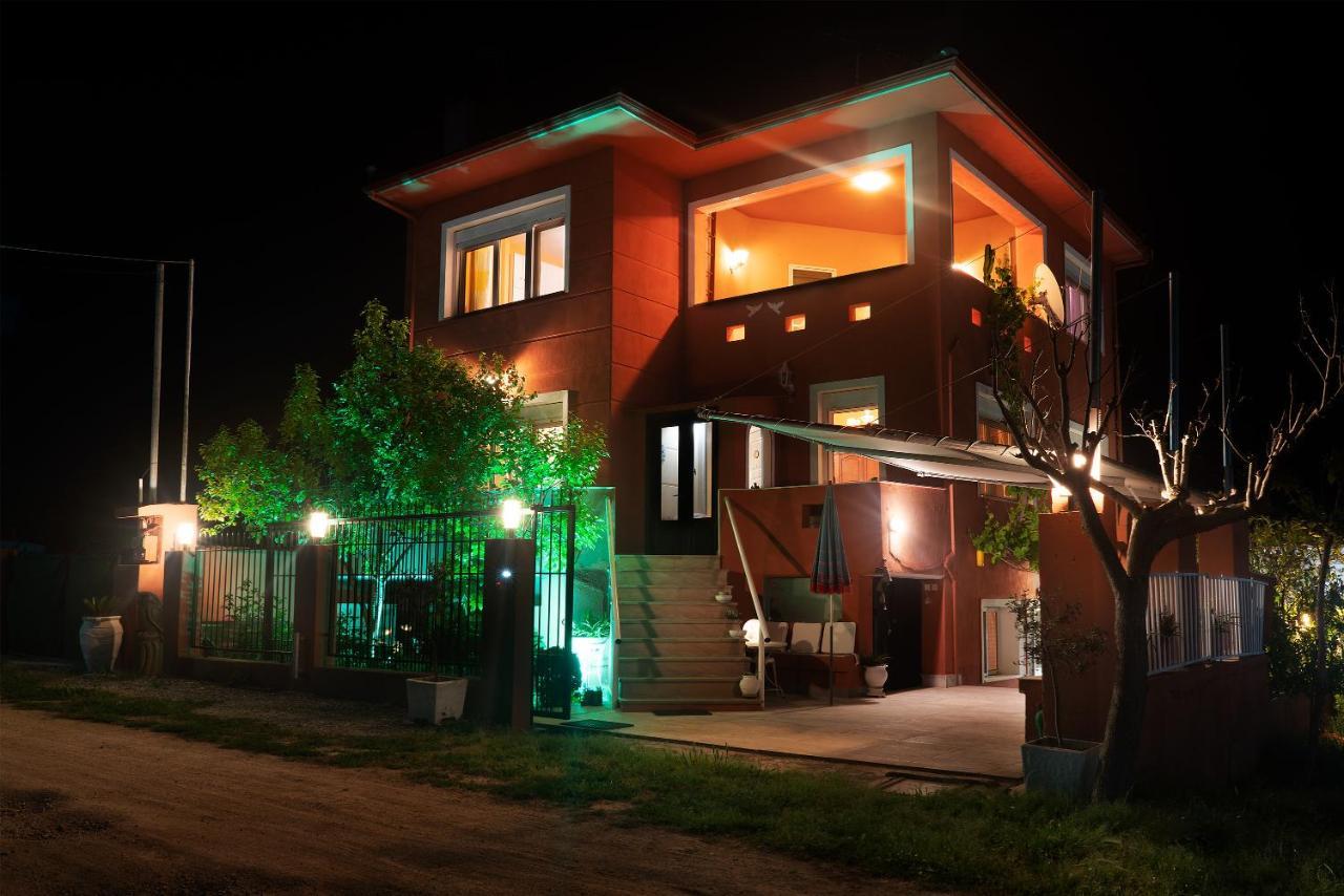 Вилла The House Dimitra Nea Fokaia Экстерьер фото