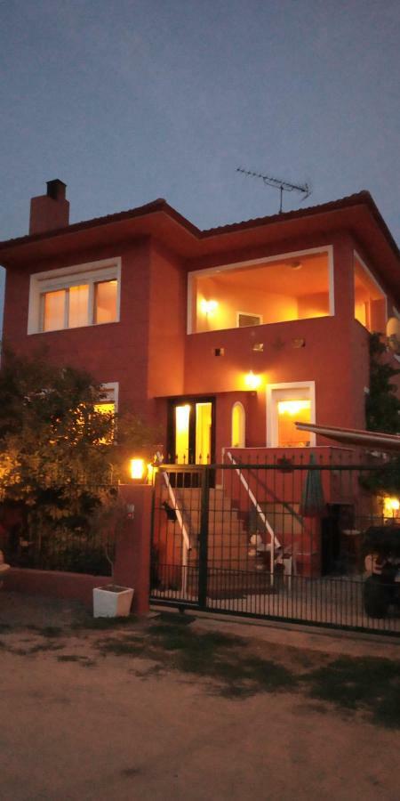 Вилла The House Dimitra Nea Fokaia Экстерьер фото